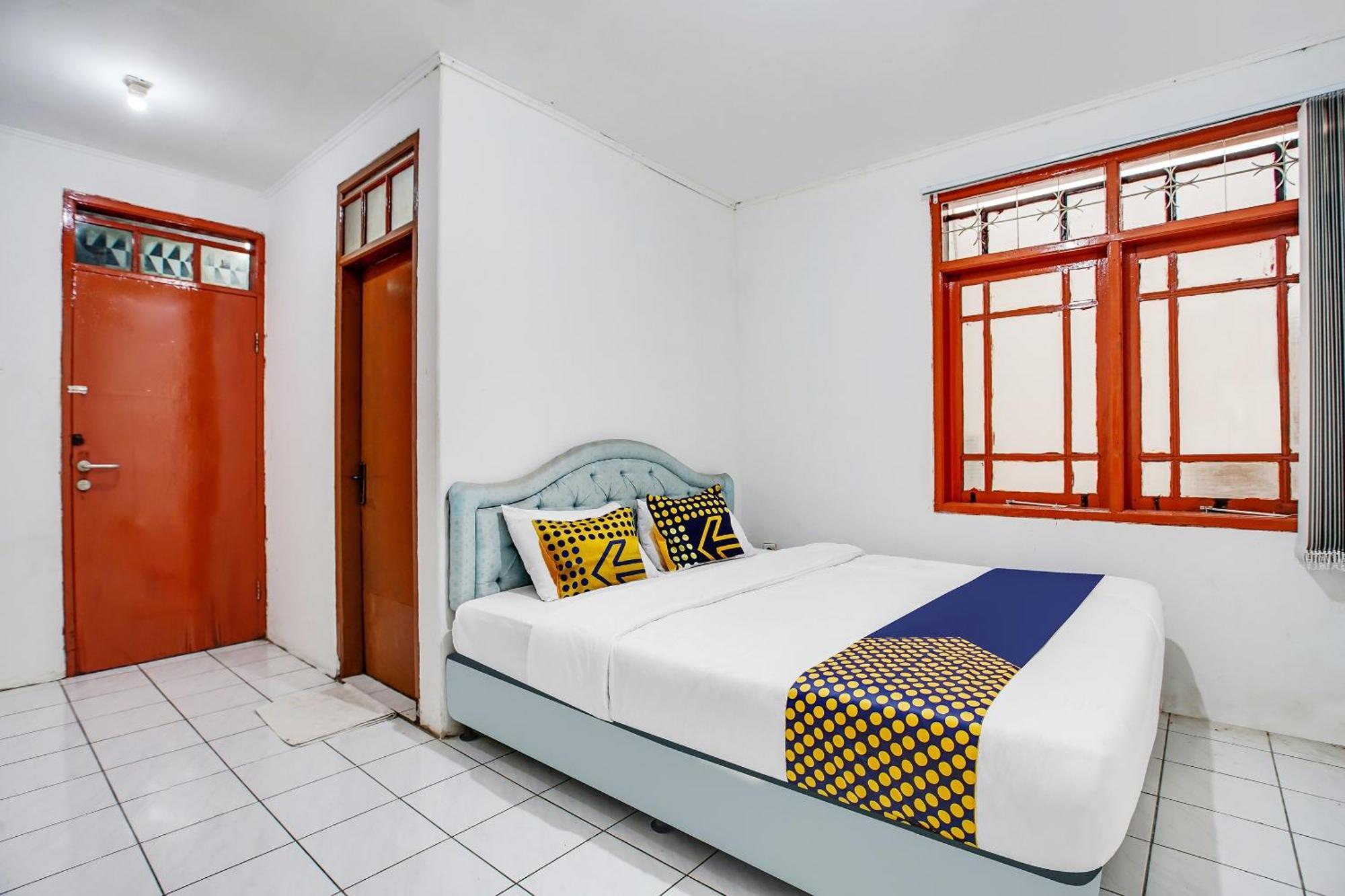 Hotel Spot On 91117 Sriwijaya Syariah Bandung